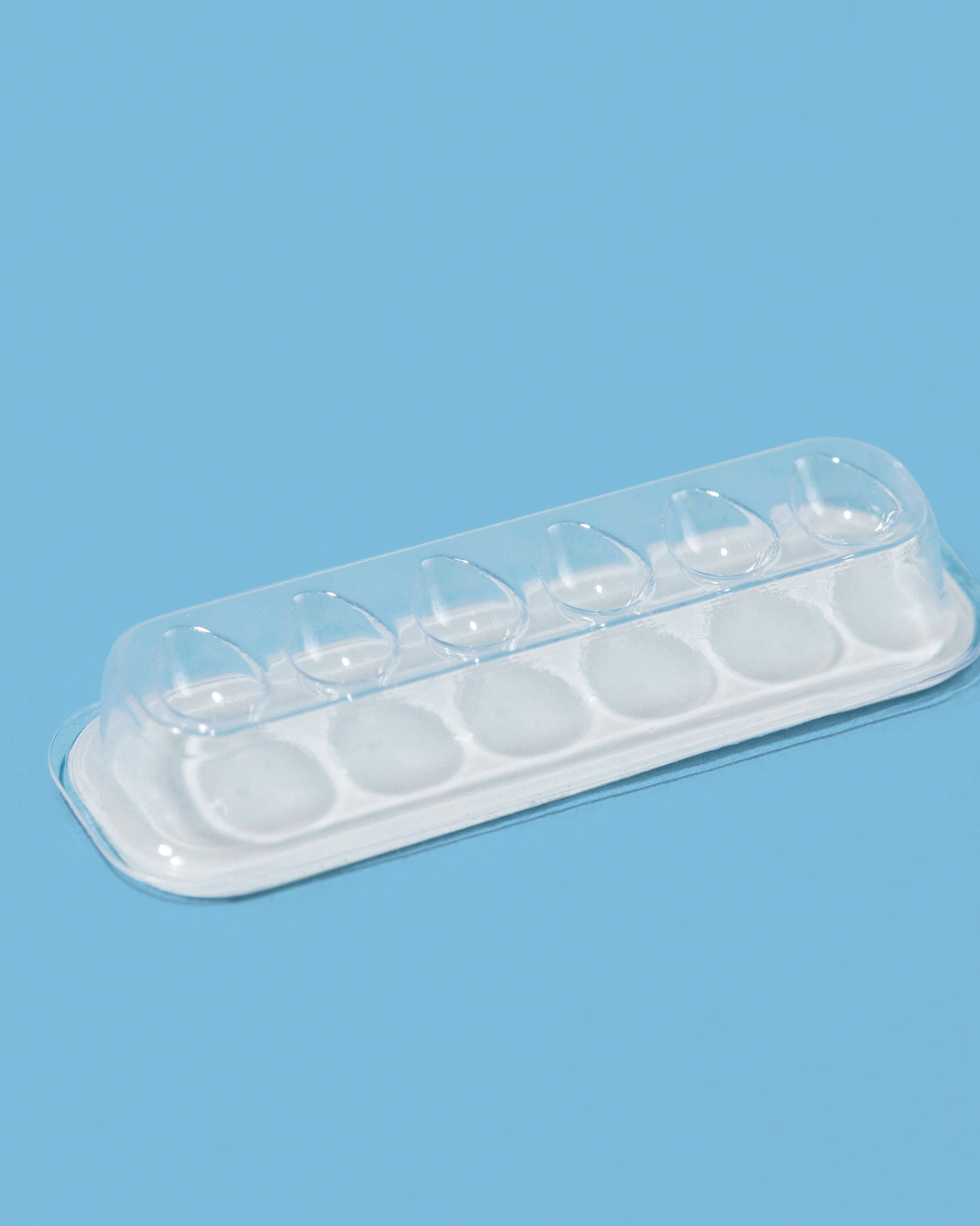 Disposable Adhesive Tray 50 / Pack